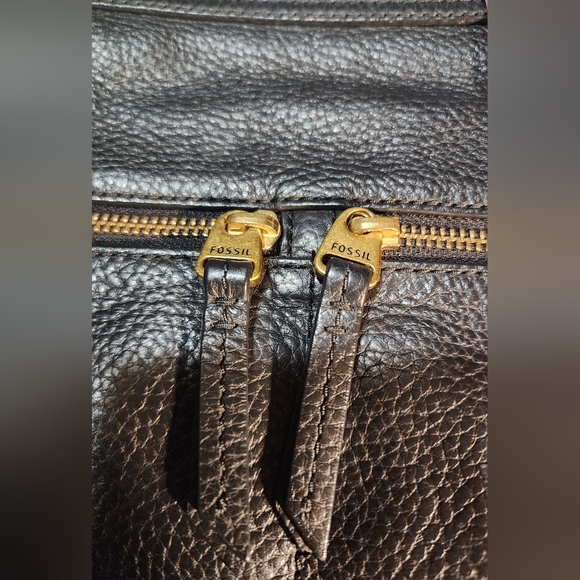 Fossil Black Pebble Leather Crossbody Bag - Picture 8 of 12